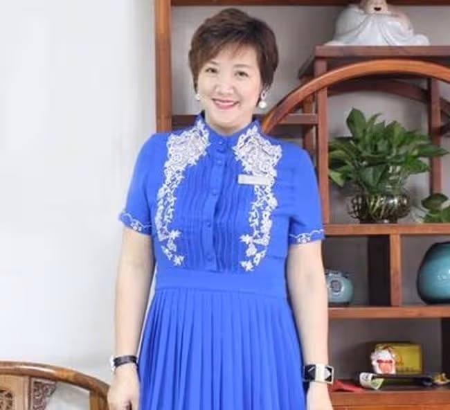 亞視花旦劉玉婷移居內地近況,53歲凍齡有術,開房地產公司成總裁