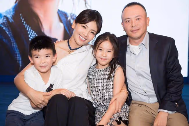 國民賢妻劉濤,為愛復出,為夫賺錢還債