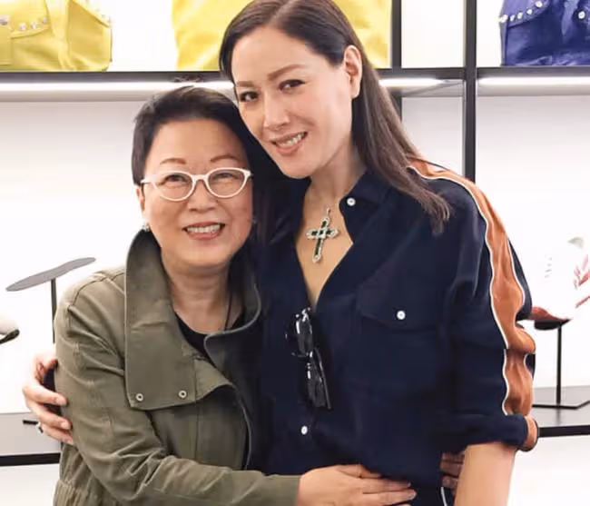 一路走好!億萬富婆突然去世,生前注重養生,任達華夫婦難以接受