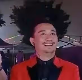 盤點那些明星的錯位照片,這也太搞笑了吧?