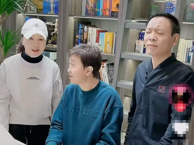 43歲男星被疑離婚!過生日談家人崩潰痛哭,妻子火速發聲否認出軌