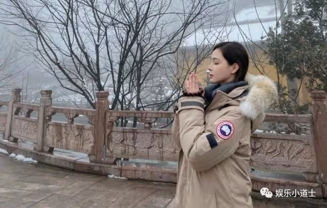手段不簡單!張穎穎故意曬與汪小菲同款羽絨衣,結果她又刪文了
