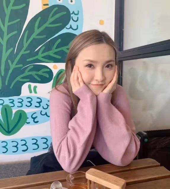 疑似中招!香港人氣女歌手自曝有明顯病徵,但多次檢測結果不一