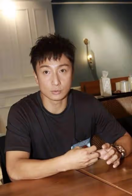 方力申被好友牽紅線,極力撇清與TVB視後關係,稱並非單身就要追