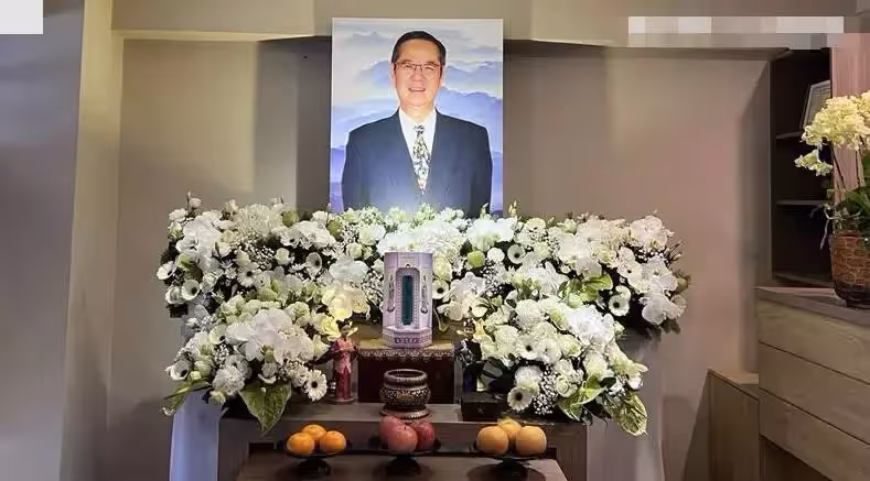巴戈去世,倆女兒被阻止送終差點哭斷氣,家屬怒斥醫院沒人性