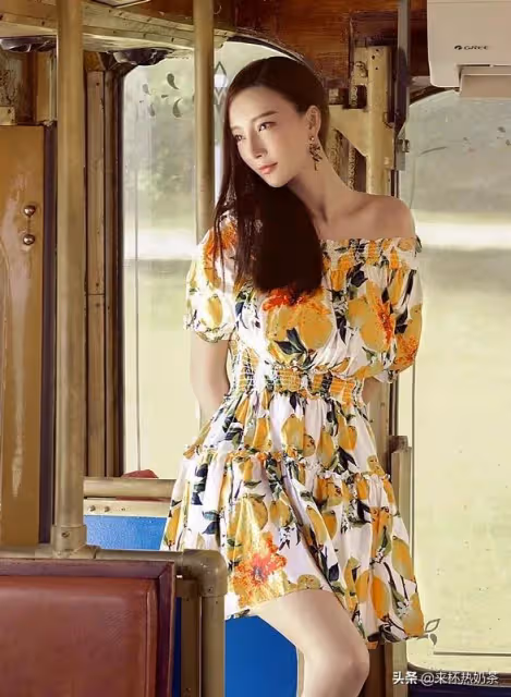 《一路向西》七個女主的不同遭遇，王李丹妮的通告不斷，她被封殺