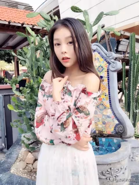 《一路向西》七個女主的不同遭遇，王李丹妮的通告不斷，她被封殺