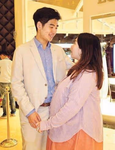 賭王千金何超盈:未婚先孕,自備14億嫁妝出嫁,如今怎麼樣了?