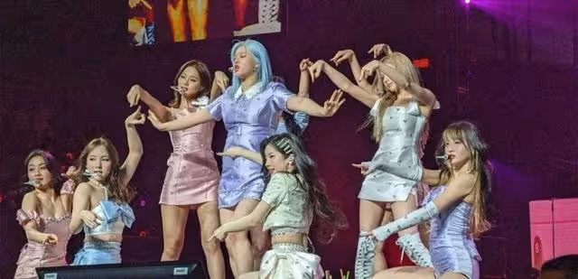 為何韓國對女偶像的身材管理如此嚴格;IRENE和初瓏的相似之處?
