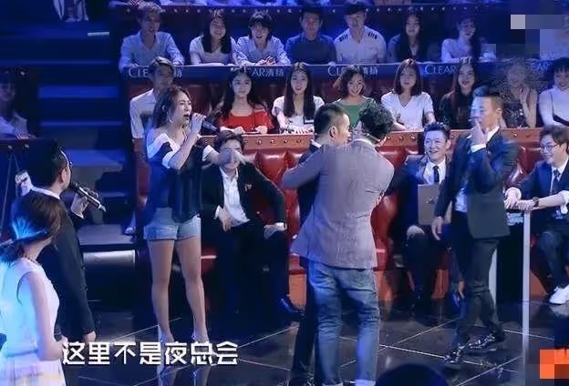太噁心了,喻恩泰猥瑣多名女星,被拒卻得寸進尺,肆無忌憚耍流氓