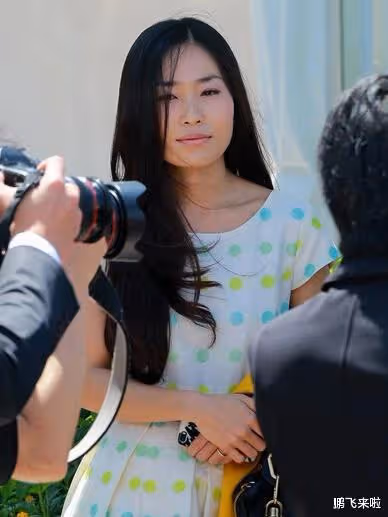 張藝謀也抓狂:女兒張末和後媽的恩怨,以及2次嫁給外國人的始末