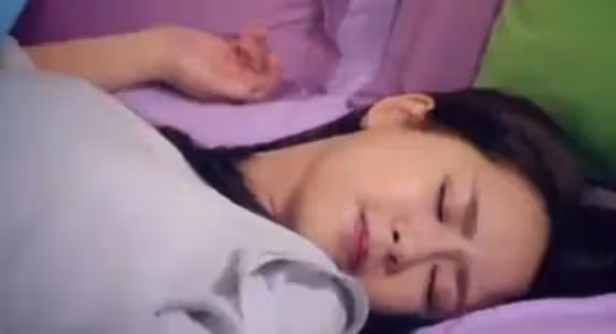 新婚之夜，他渾身酒氣弄疼我了，我越是掙扎他越是來勁