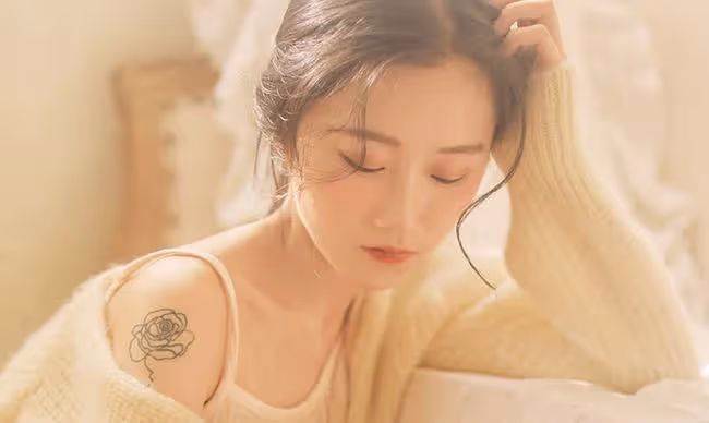 10幾年的時間,他不僅霸占著我,還和別的女人結婚了