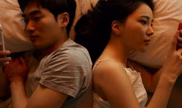 10幾年的時間,他不僅霸占著我,還和別的女人結婚了