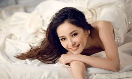「美女,可以嗎」?剛失戀,被一個小我幾歲的男人撩得心花怒放