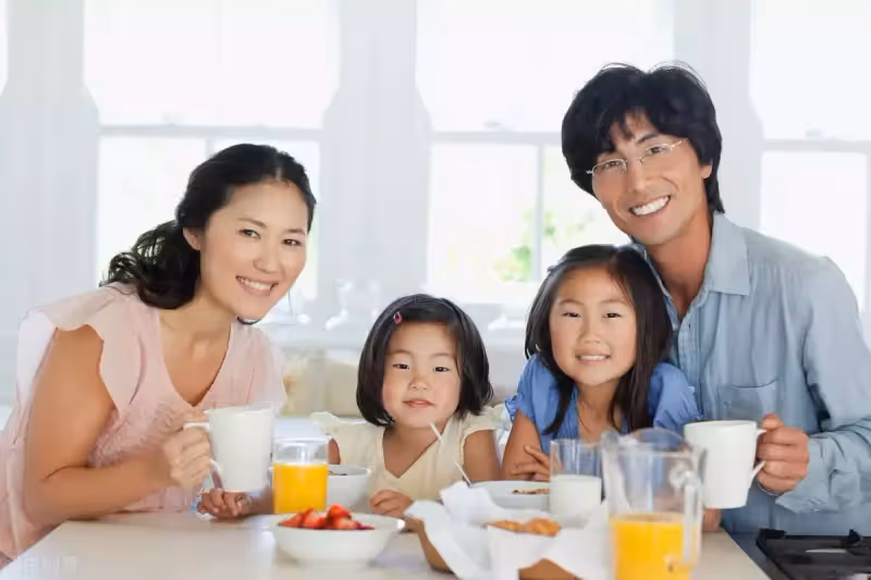 嫂子,陪嫁車是新車,我先替你開幾年試試:我是新娘,你也試試?