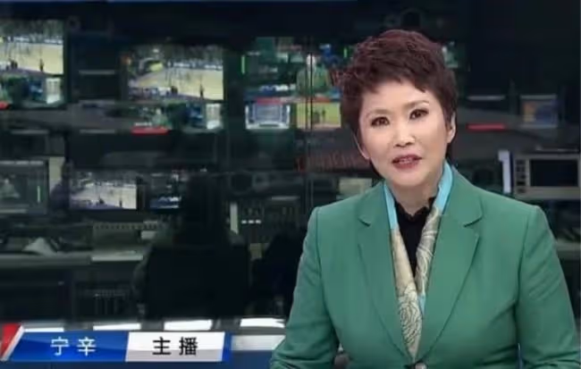 中國第一位體育主持人寧辛:與丈夫分居21年,58歲生孩子成難題