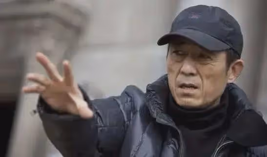 49歲張藝謀表白18歲陳婷:沒能當電影女主角,可當我人生的女主角