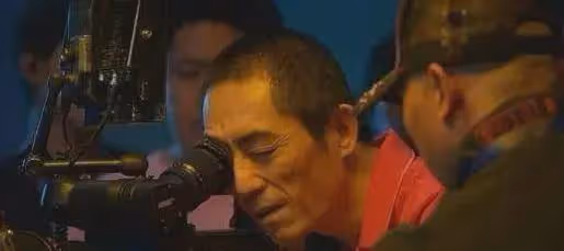 49歲張藝謀表白18歲陳婷:沒能當電影女主角,可當我人生的女主角