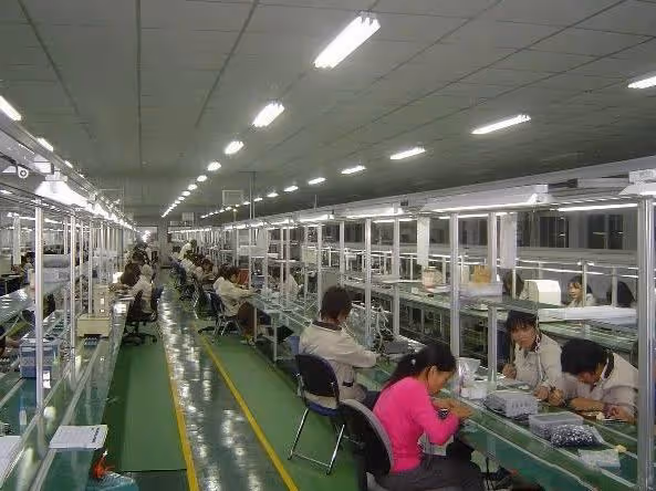 我遠嫁後母親幫我帶孩子,如今母親沒給公公做飯,公公要攆我媽走