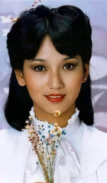 黃元申:35歲演「霍元甲」走紅,卻因迷戀趙雅芝出家,後來如何?