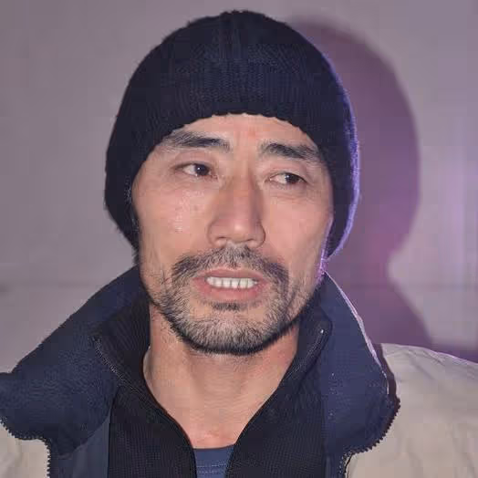 旭日陽剛的「狼狽」：當時代拋棄王旭的時候，連一聲招呼都沒有打