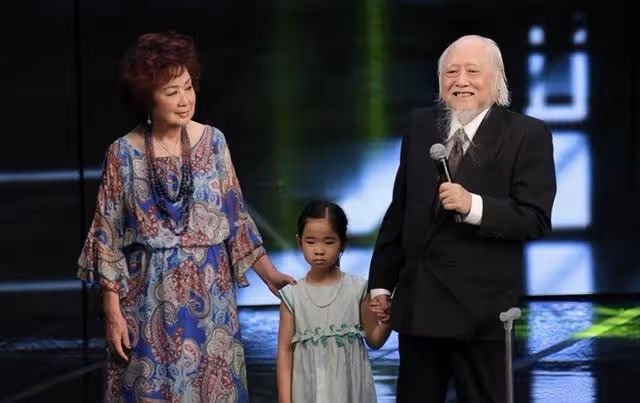 突傳死訊!TVB前知名老戲骨因病離世享年87歲,患腦退化症多年