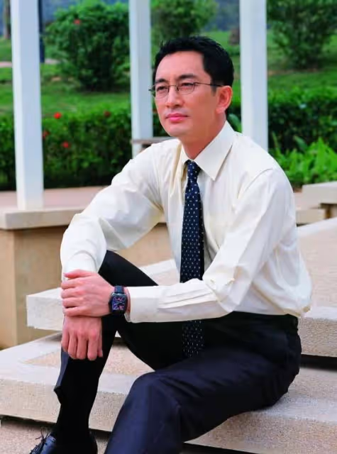壓力大!香港知名男星曝TVB工資低,現主力內地發展更已置業定居