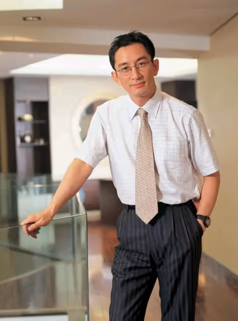 壓力大!香港知名男星曝TVB工資低,現主力內地發展更已置業定居