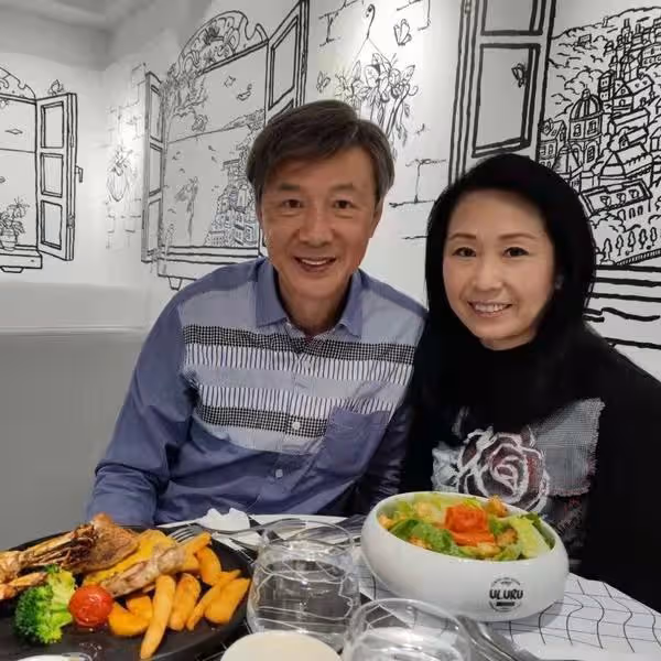 恩愛!老婆患罕見疾病,TVB甘草演員不離不棄:照顧人是一種幸福