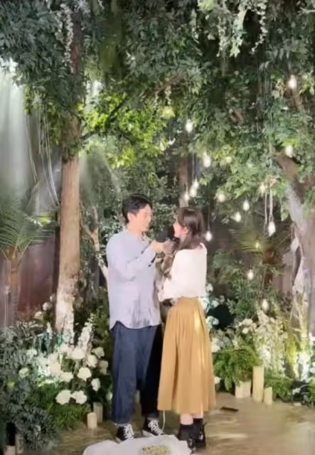 29歲「最美洛枳」被求婚！與男友擁吻落淚，曾因潛規則退出娛樂圈