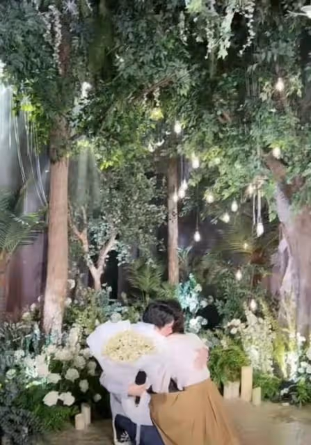 29歲「最美洛枳」被求婚！與男友擁吻落淚，曾因潛規則退出娛樂圈