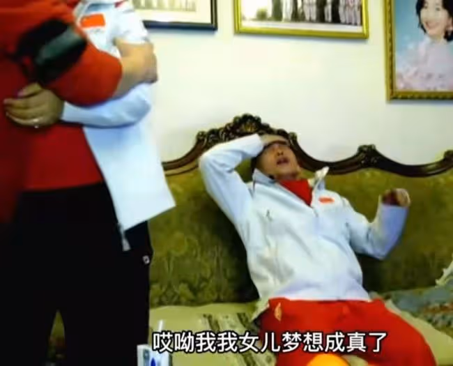 冬奧冠軍徐夢桃獲贈兩套房產!價格超百萬場面盛大,曾擠36平房子