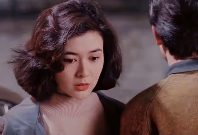 我情史豐富,知三當三,男友個個是富豪,關之琳:是貧窮改變了我
