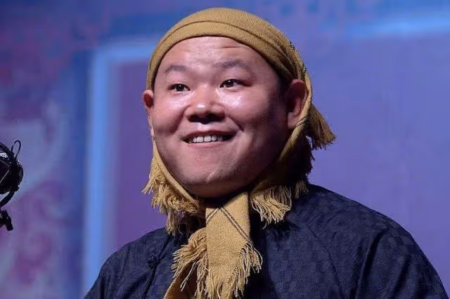 郭德綱究竟惹了誰?德雲社遭各大衛視「封殺」,李菁坐收漁翁之利