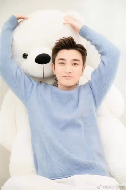 今日份的瓜|李誕退出笑果文化董事,小女孩媽媽向明道道歉