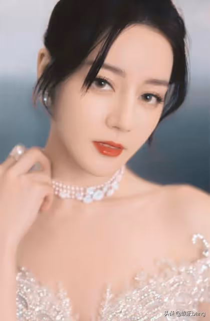 楊紫再演古偶,迪麗熱巴準備轉型,90花格局或發生重大變化