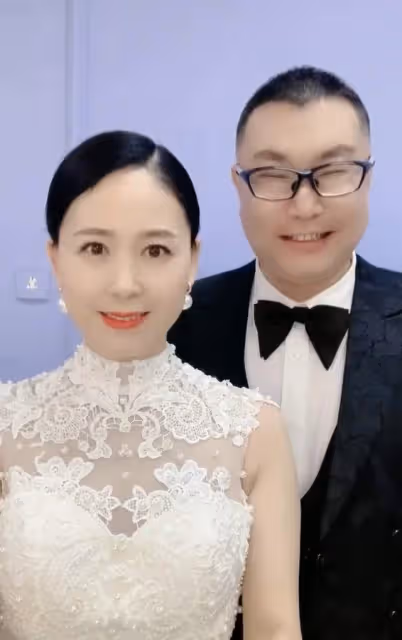 52歲尹相傑即將辦婚禮！力邀央視主持人獻唱，小16嬌妻曾被疑懷孕