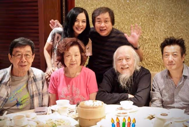 87歲名導突然病逝!一月前妻子還說他身體健康,90歲胡楓不敢相信