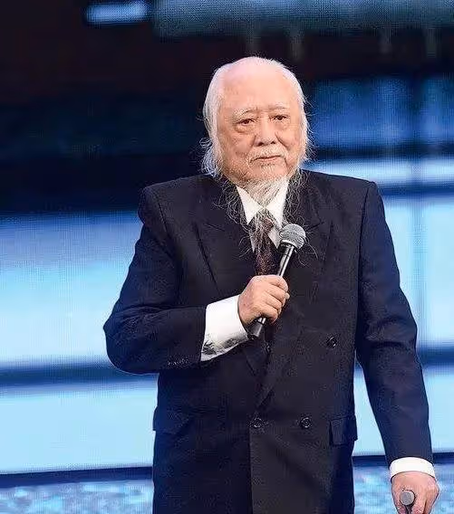 87歲名導突然病逝!一月前妻子還說他身體健康,90歲胡楓不敢相信