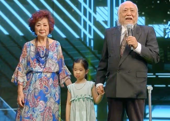 87歲名導突然病逝!一月前妻子還說他身體健康,90歲胡楓不敢相信