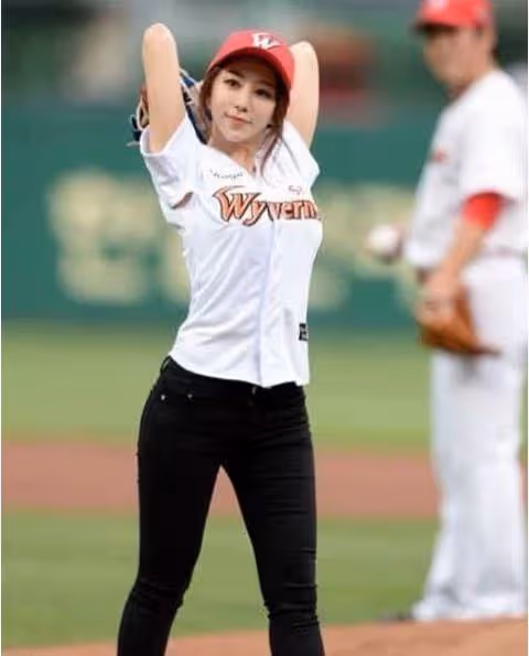 32歲女星被正妻起訴，被告插足對方兩年婚姻，男方欲與原配離婚