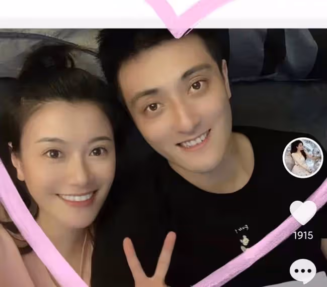 34歲主持人官宣結婚!與高大老公甜蜜依偎,兩人戀愛一年被催生