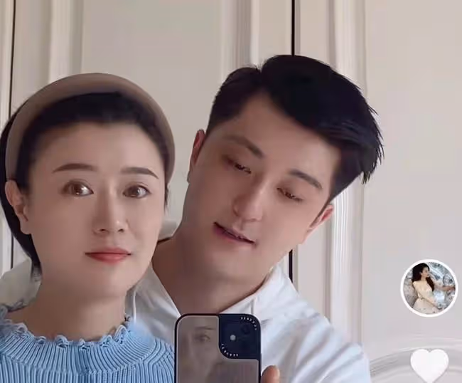 34歲主持人官宣結婚!與高大老公甜蜜依偎,兩人戀愛一年被催生