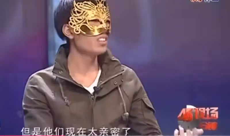 接個吻怎麼了?男閨蜜深夜「約妻子喝酒」老公:敢去就離婚 妻子:我本來就是他的