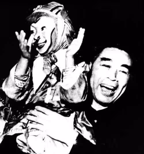 孫悟空扮演者六小齡童,曾扮演周總理,感慨:周總理就是一個完人