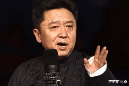 于謙郭德綱合作商演,就算只分到10萬也非常的平衡,不嫉妒。