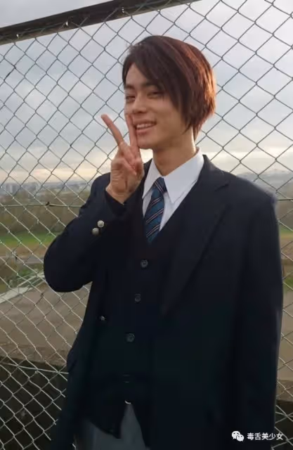 誇了人,結果被群嘲?
