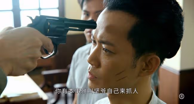 TVB《鐵拳英雄》中他奸到出汁,演技出神入化,值得最佳男配角