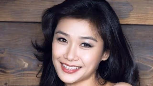 難忘！TVB知名女星大談過往演女同志經歷，與對手濕吻直言很尷尬